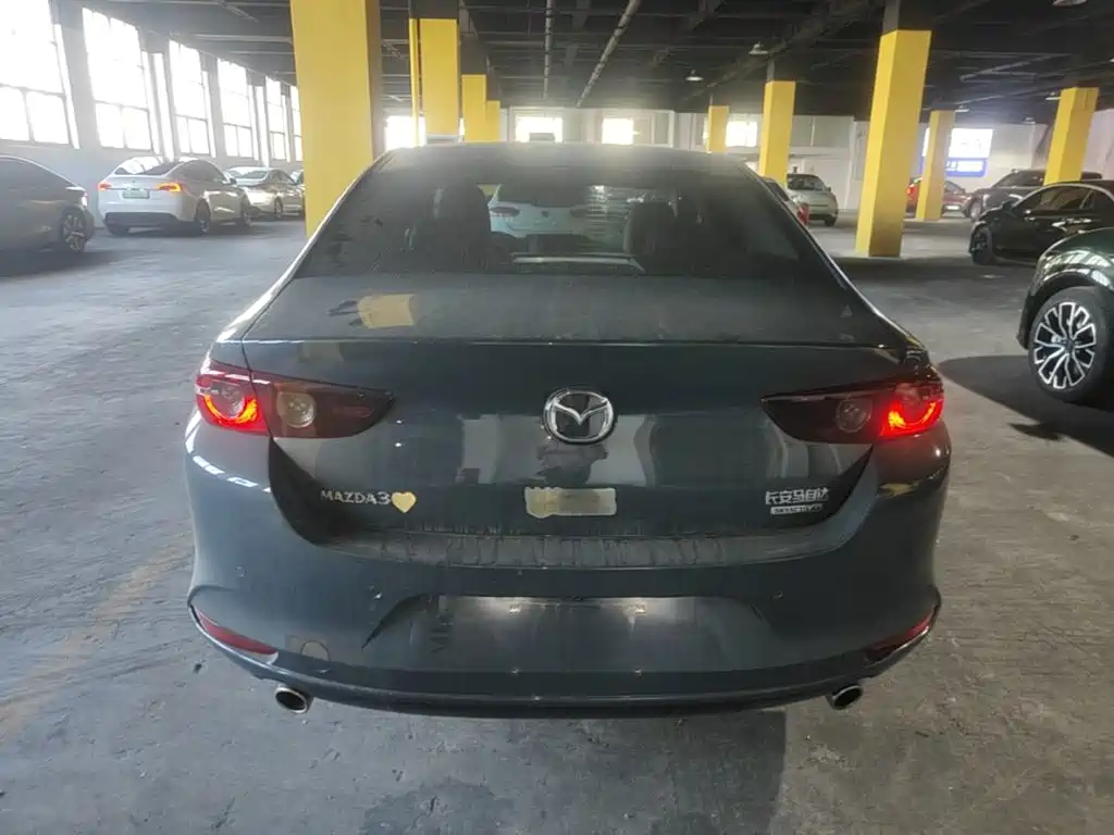 Mazda 3 Axela — миниатюра 6