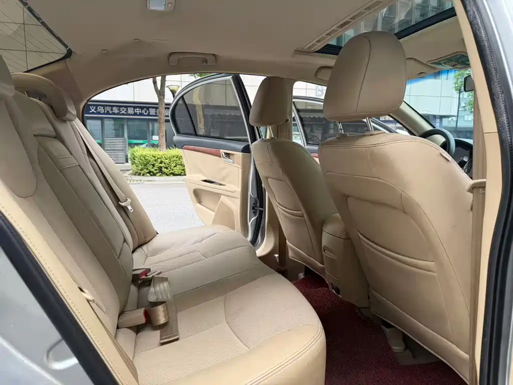 Roewe 350 — миниатюра 11