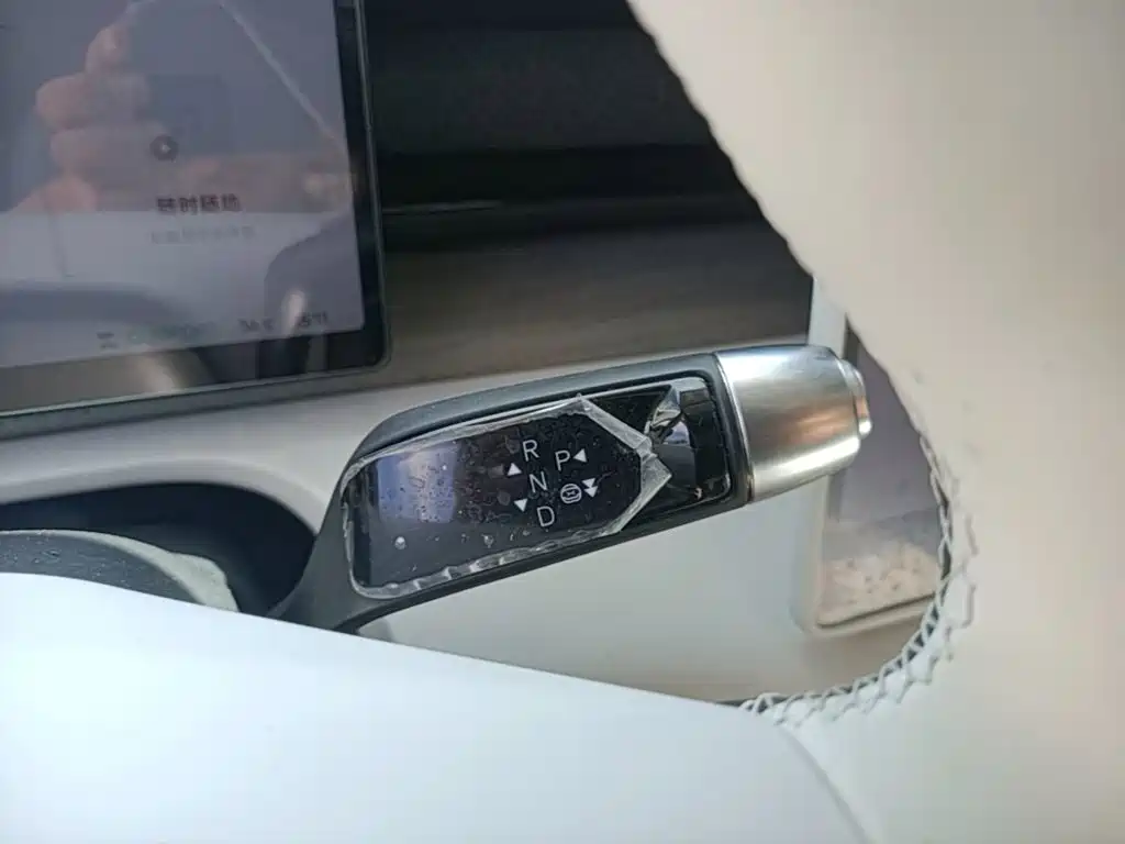 XPeng X9 — миниатюра 14