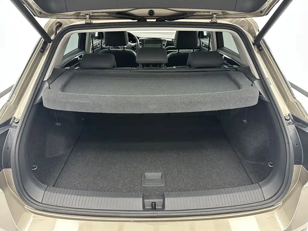 Volkswagen T-Roc — миниатюра 18