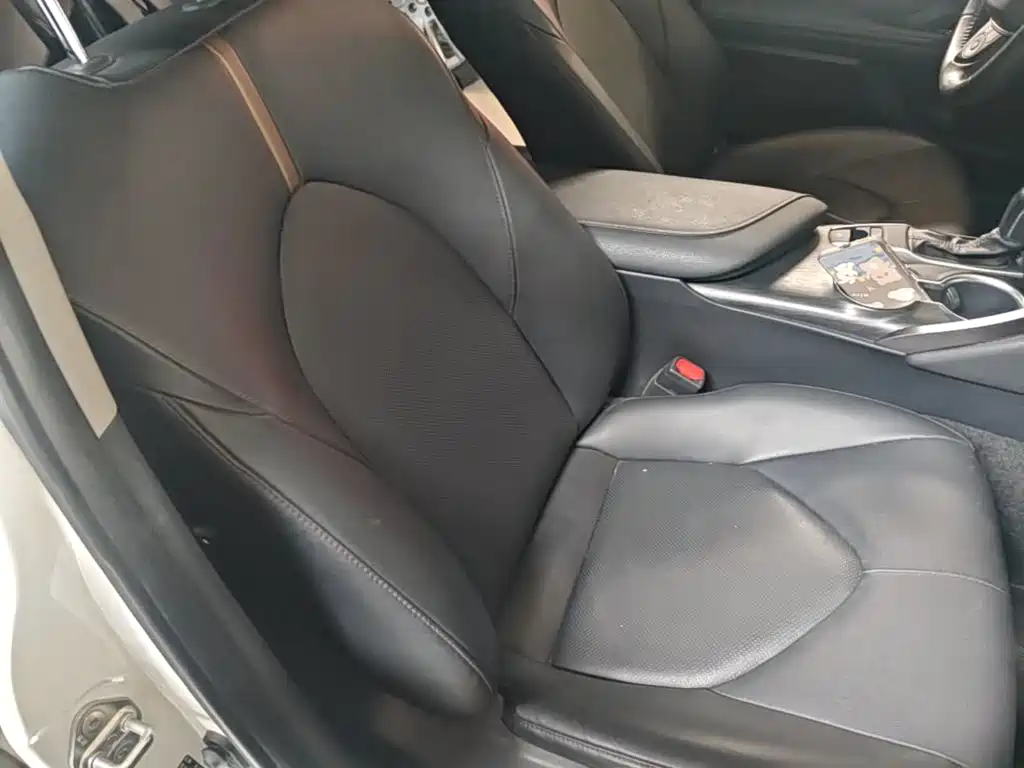 Toyota Camry — миниатюра 25