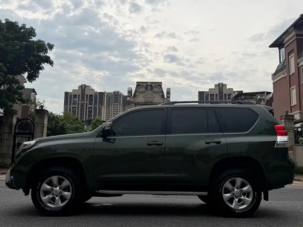 Toyota Prado — миниатюра 4