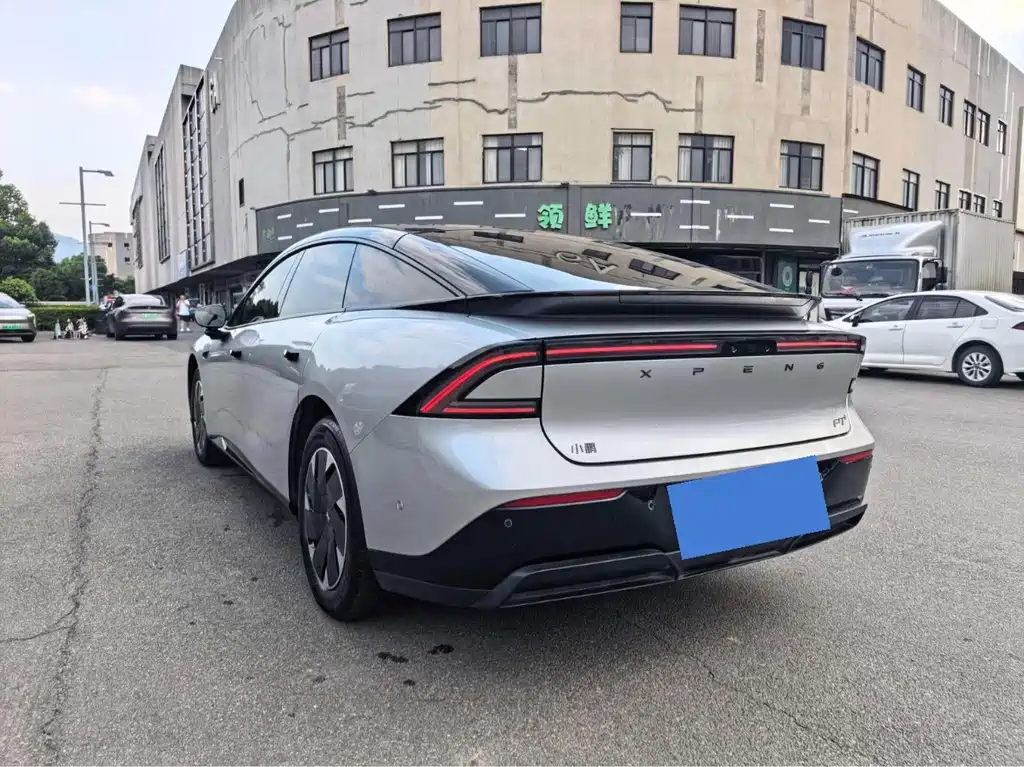 XPeng P7+ — миниатюра 6