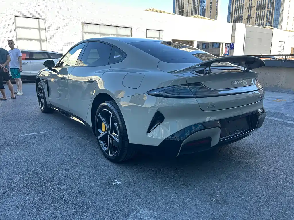 XIAOMI CAR XIAOMI SU7