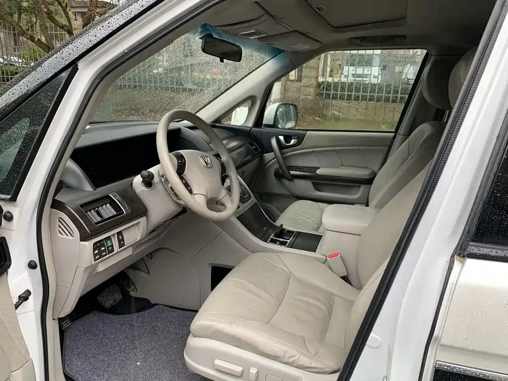 Honda Elysion — миниатюра 5