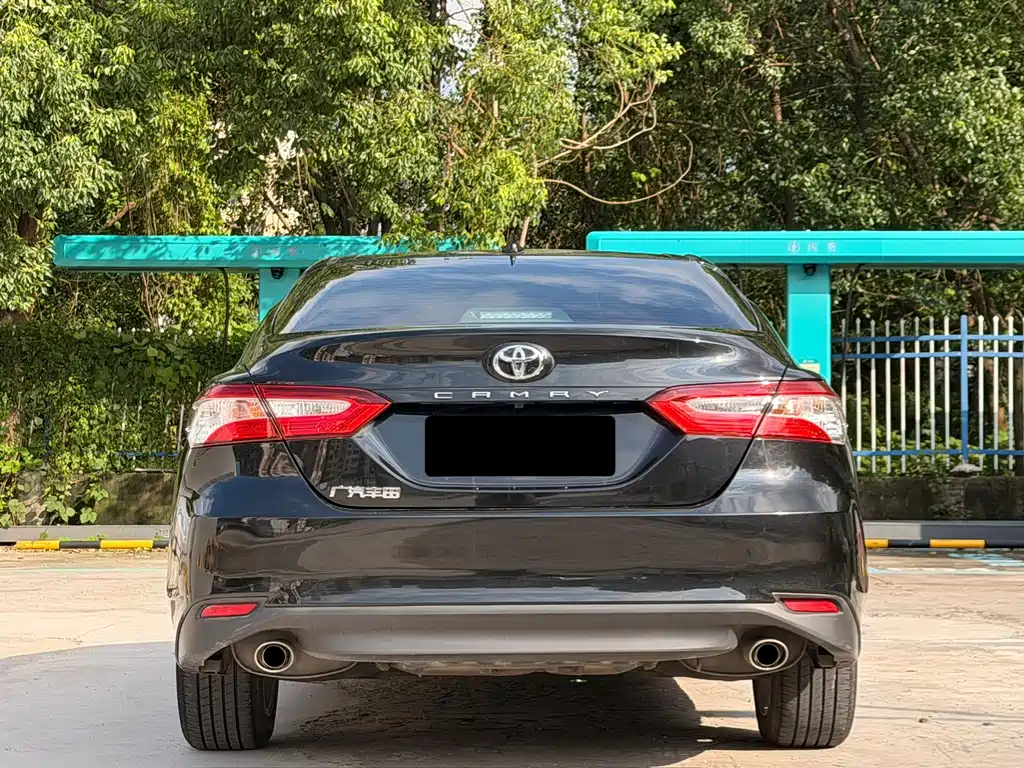 Toyota Camry — миниатюра 15