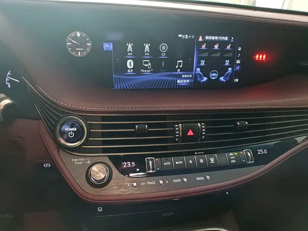 Lexus LS — миниатюра 6