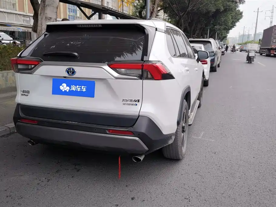 TOYOTA RAV4 RONGFANG