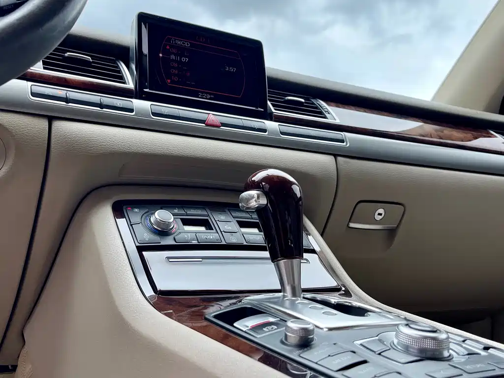 Audi A8 — миниатюра 15