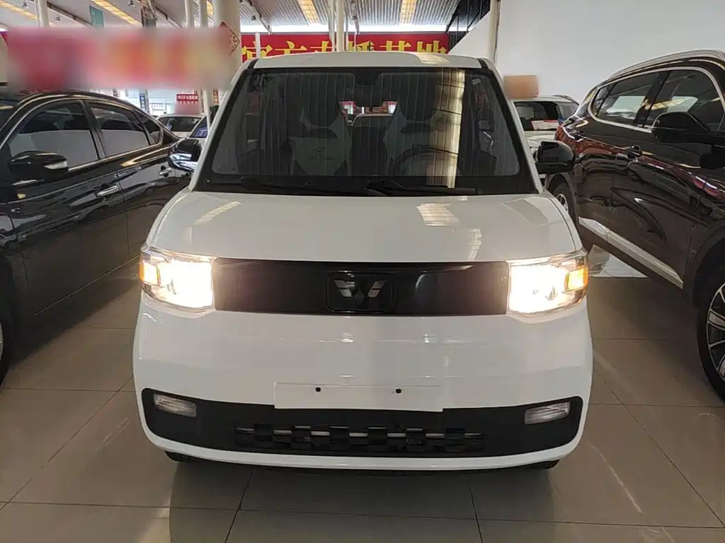 Wuling MINIEV — миниатюра 3