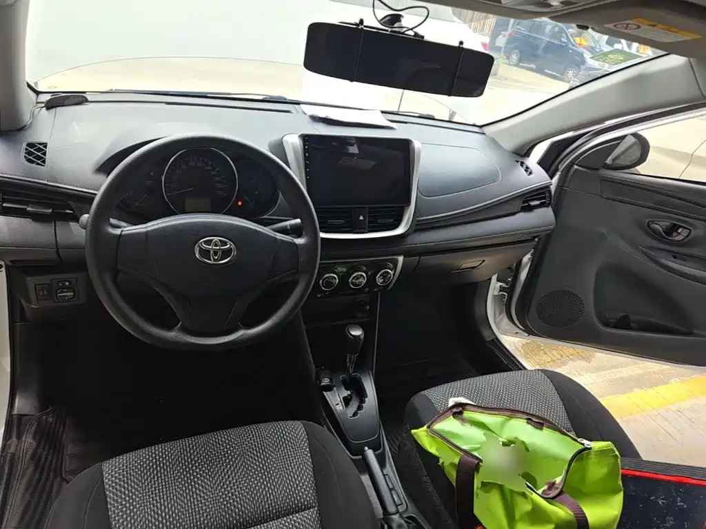 Toyota Vios — миниатюра 10