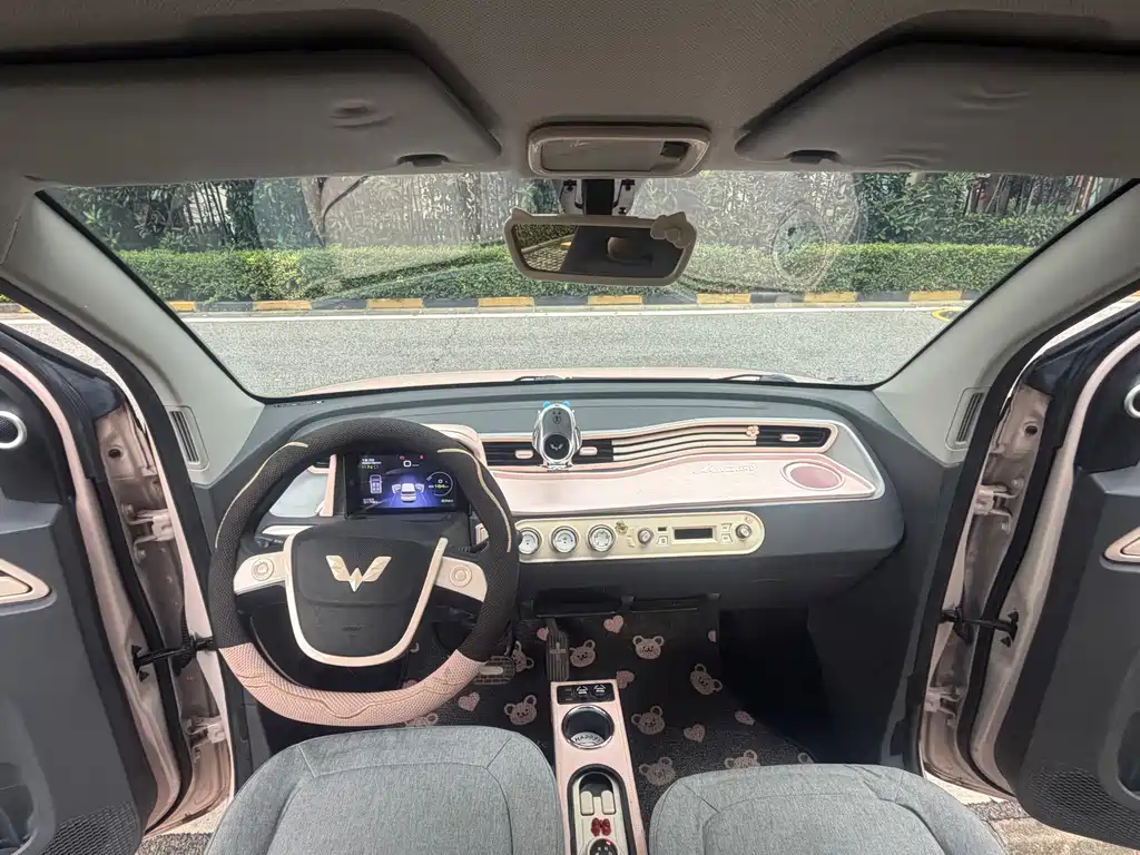 Wuling MINIEV — миниатюра 18