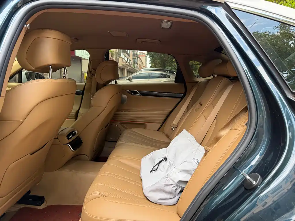 Genesis G80 — миниатюра 12