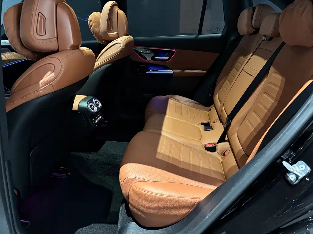Mercedes-Benz GLC — миниатюра 14