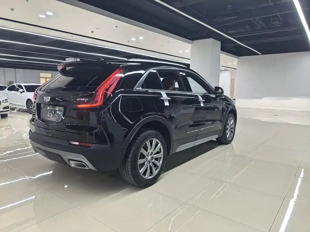 Cadillac XT4 — миниатюра 4