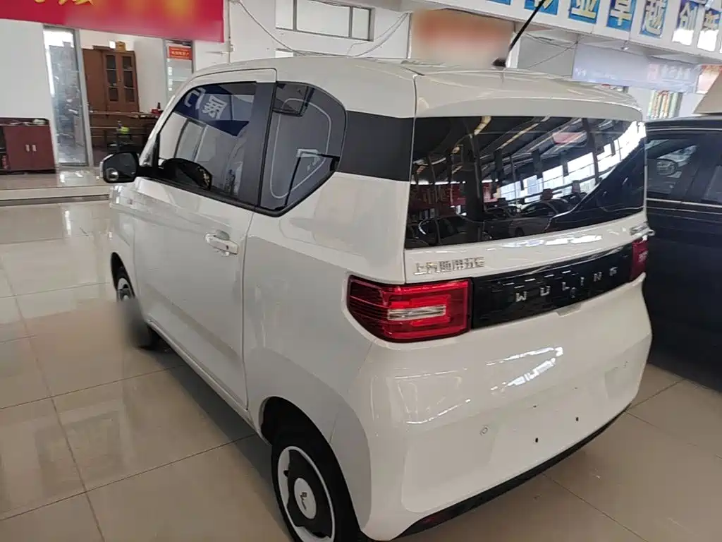 Wuling MINIEV — миниатюра 5