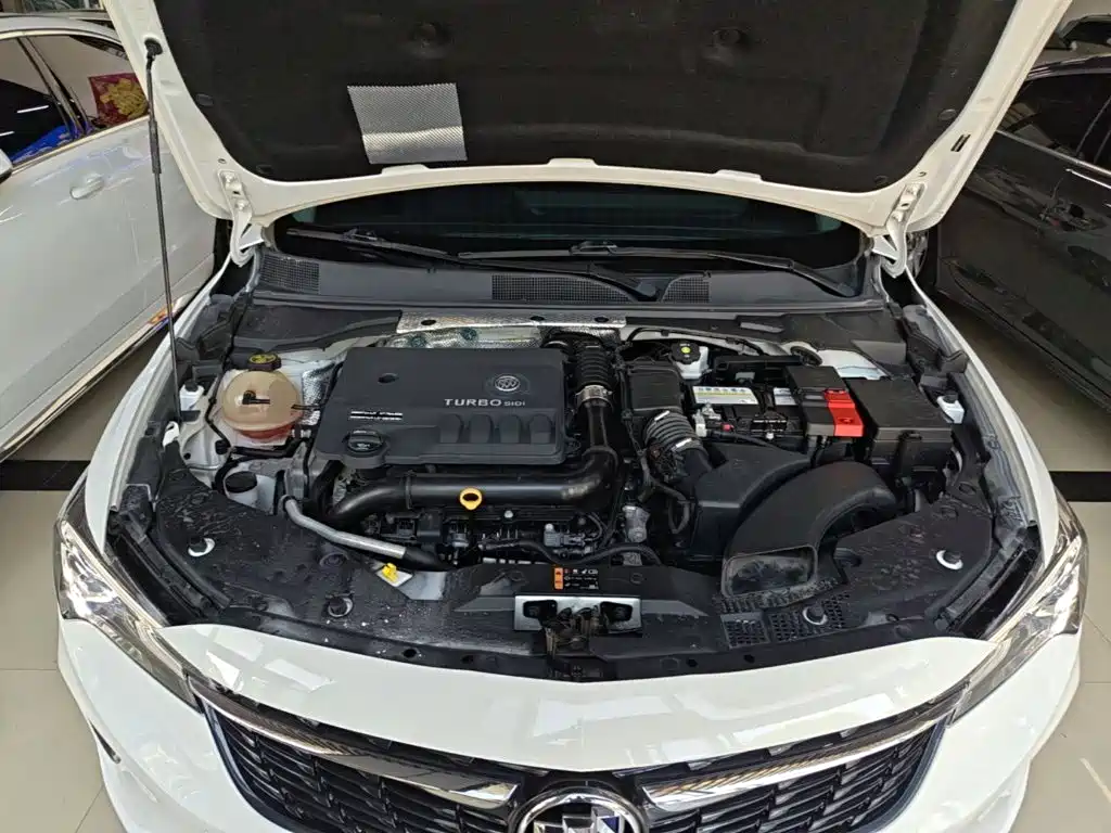 Buick Verano — миниатюра 20