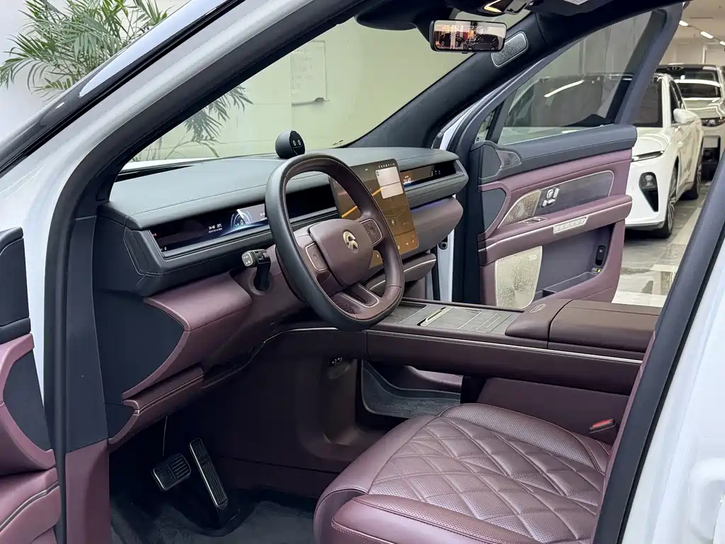 NIO ES8 — миниатюра 6