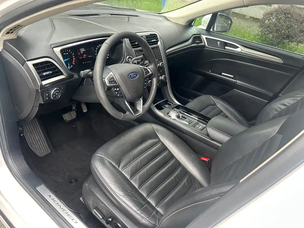 Ford Mondeo 2017 EcoBoost 180 Fashion