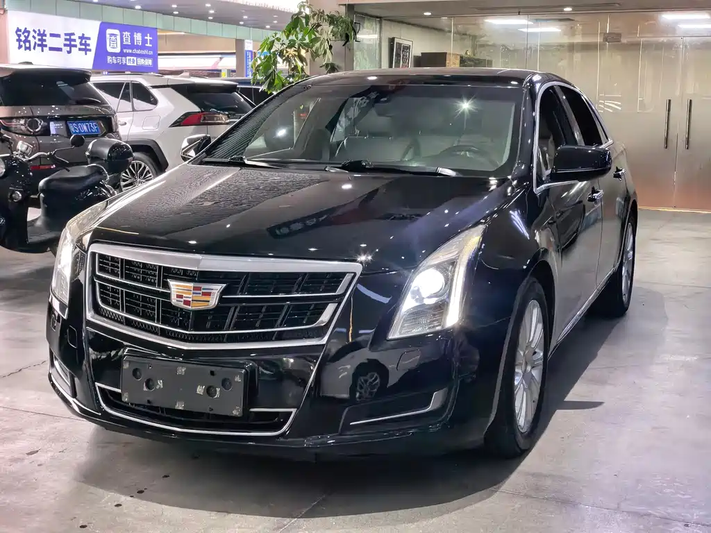 Cadillac XTS