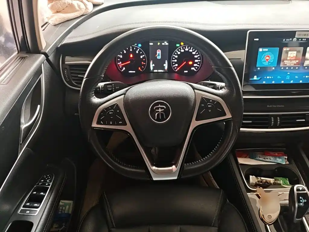 BYD MAX — миниатюра 11