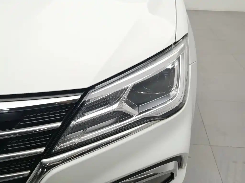 Roewe i5 — миниатюра 7