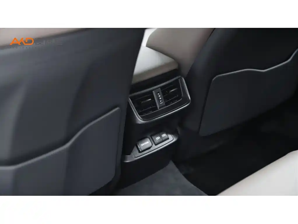 Lexus ES — миниатюра 9