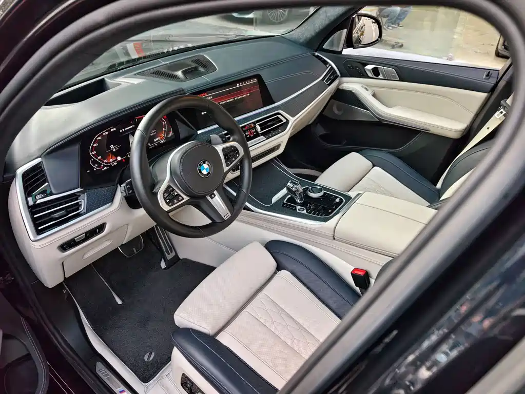BMW X7 — миниатюра 4