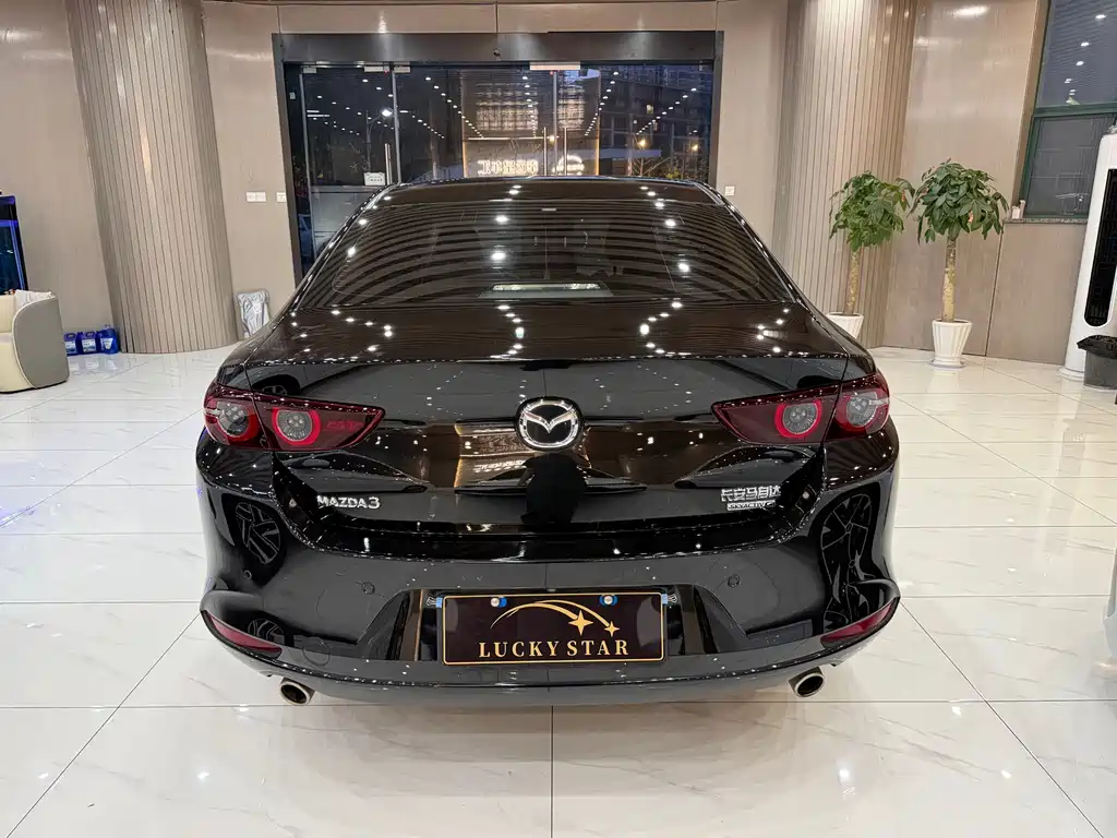 Mazda 3 Axela — миниатюра 5