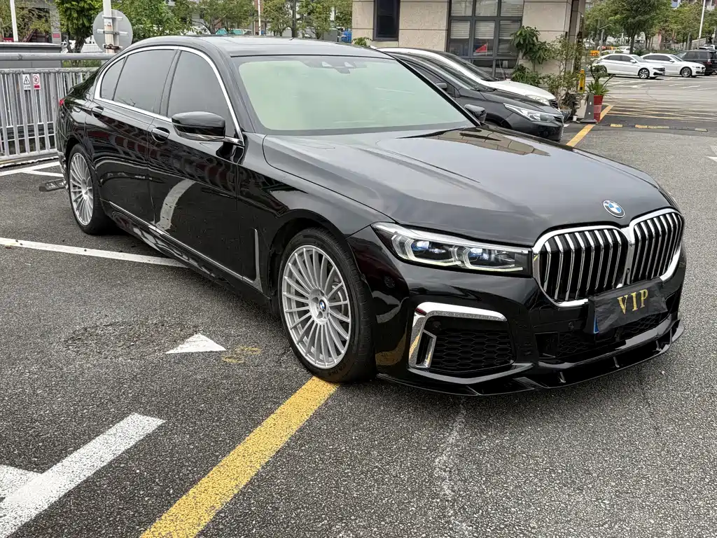 BMW 7 Series — миниатюра 4