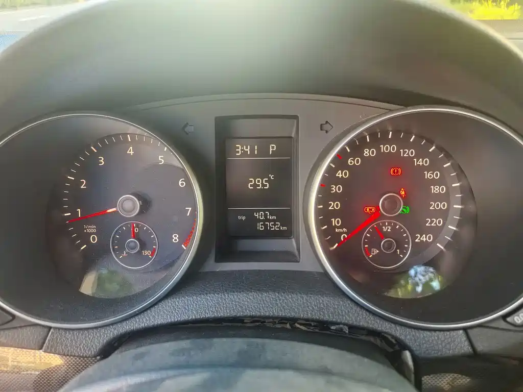 Volkswagen Golf — миниатюра 11