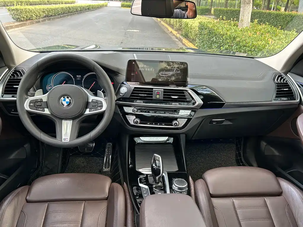 BMW X3 — миниатюра 10