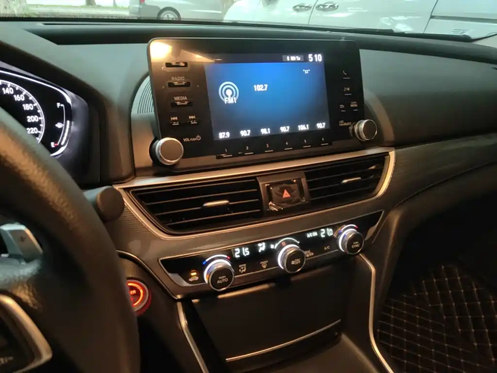 Honda Accord — миниатюра 13