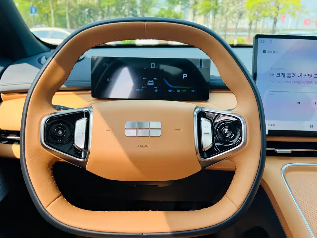 GEELY GALAXY GALAXY STARSHIP 7 EM I