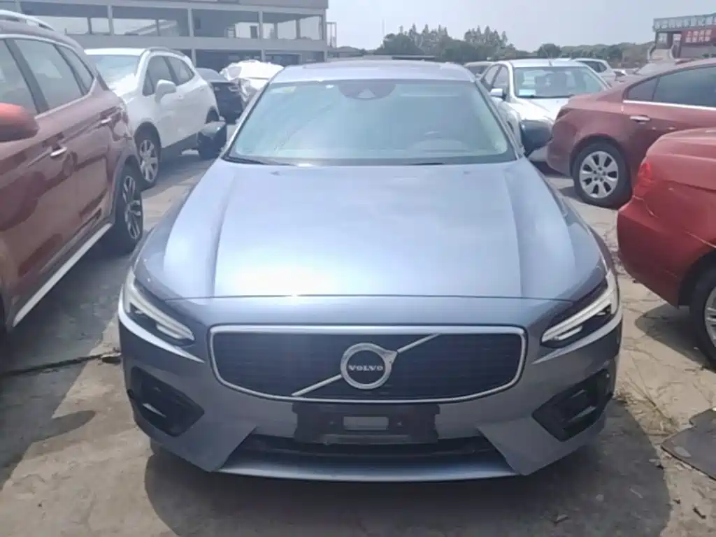 Volvo S90 — миниатюра 3