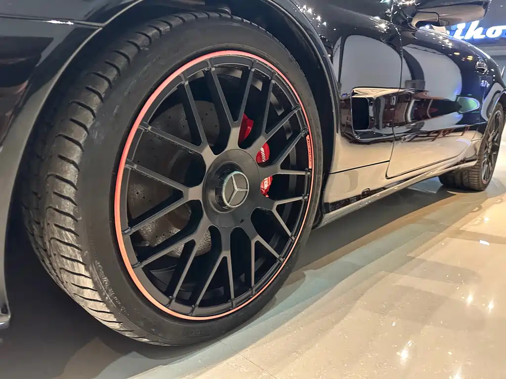 Mercedes-Benz SL-Class — миниатюра 12