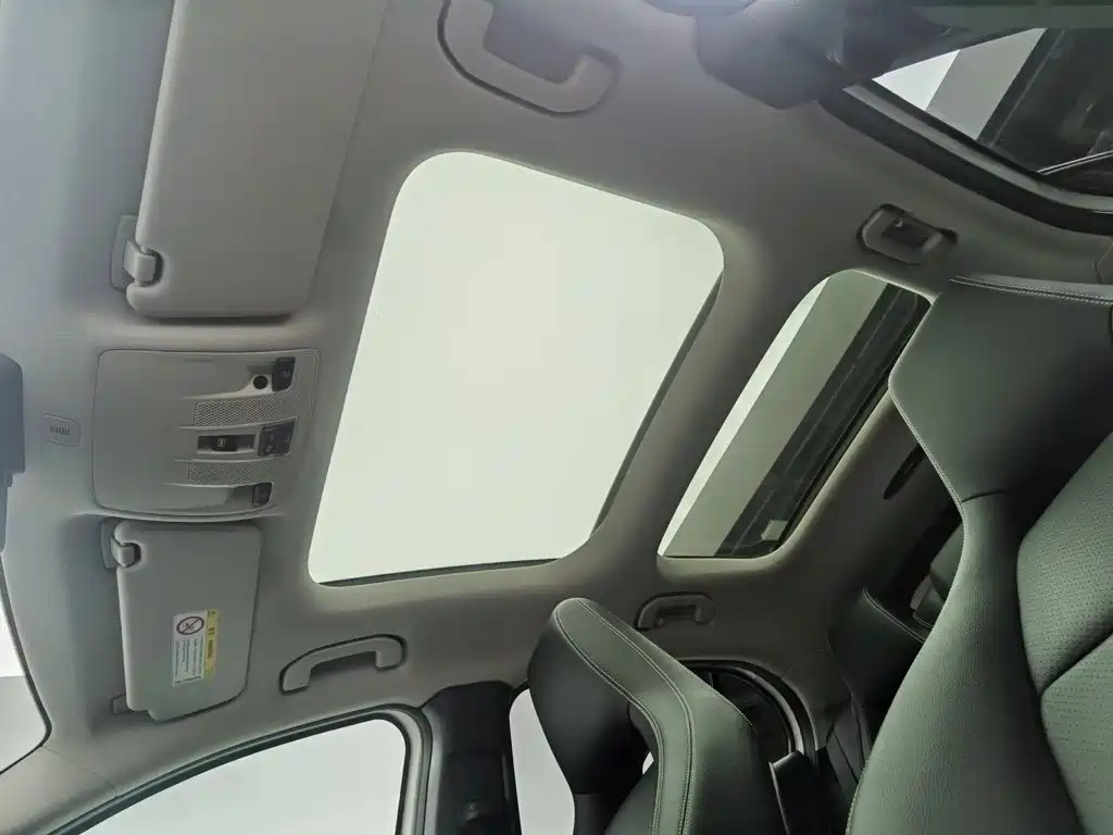 Mercedes-Benz GLA — миниатюра 14