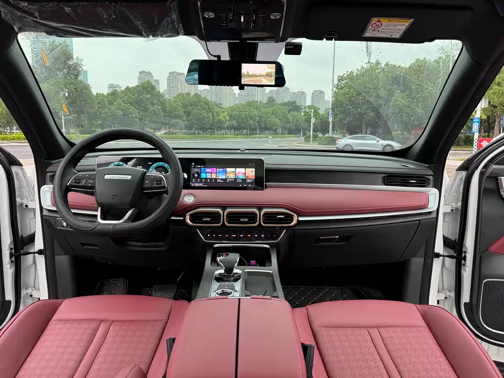 JETOUR X70 PLUS 2026 1.5T DCT Elite 5 мест