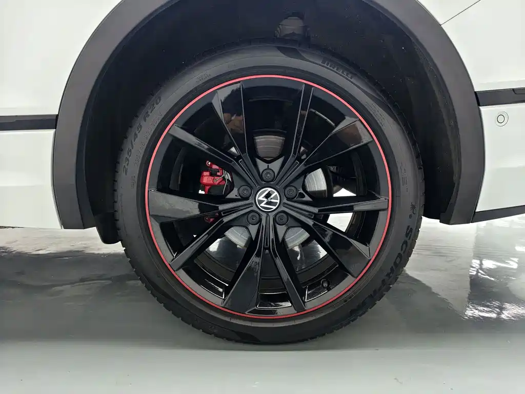 Volkswagen Tiguan X — миниатюра 16