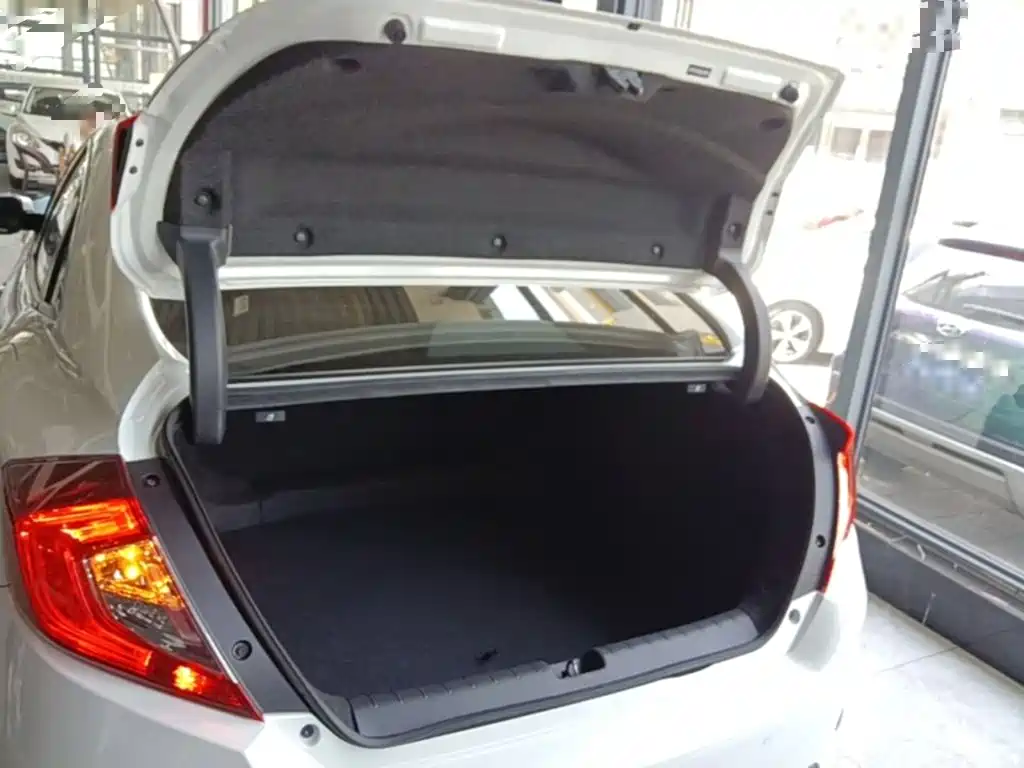 Honda Civic — миниатюра 19