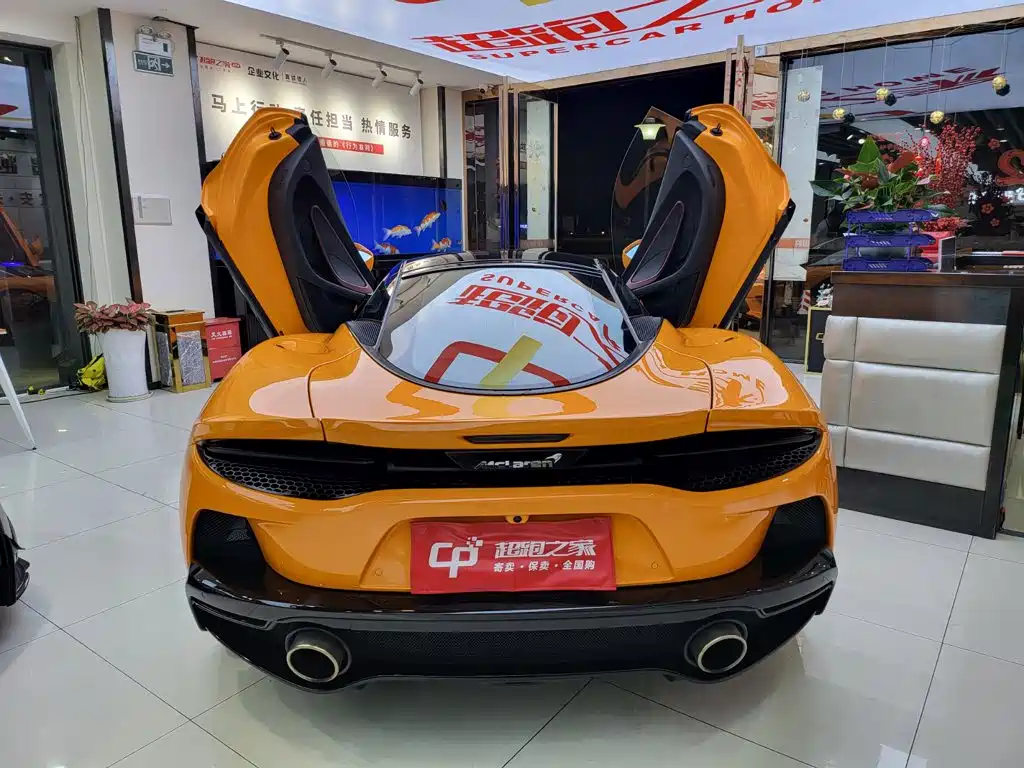 McLaren GT — миниатюра 4