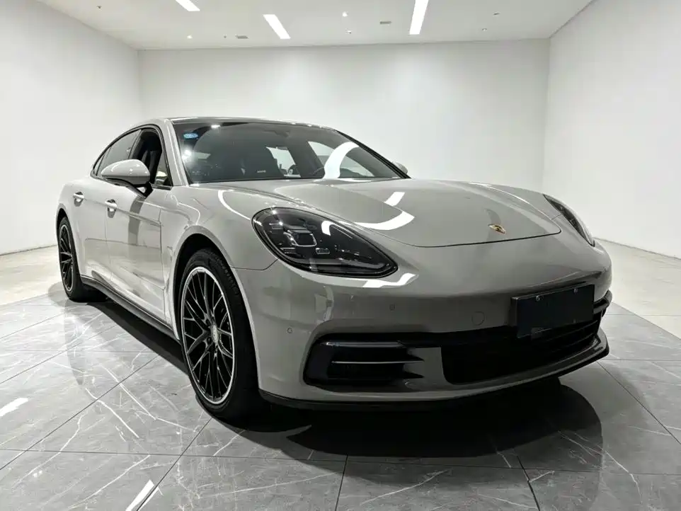Porsche Panamera — миниатюра 3