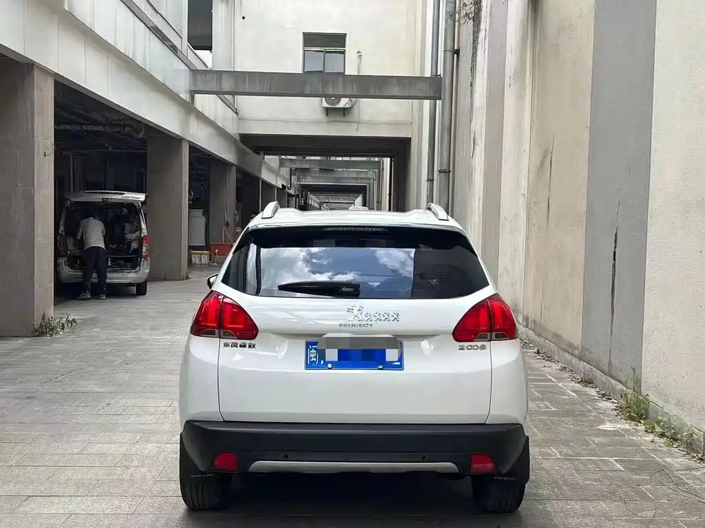Peugeot 2008 — миниатюра 4