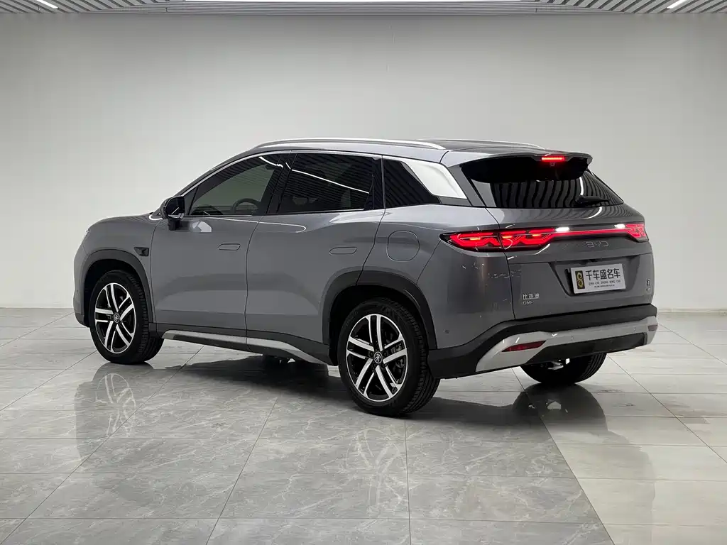 BYD L DM-i — миниатюра 4