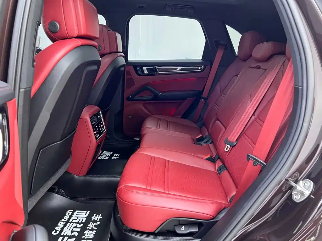 Porsche Cayenne Hybrid — миниатюра 17