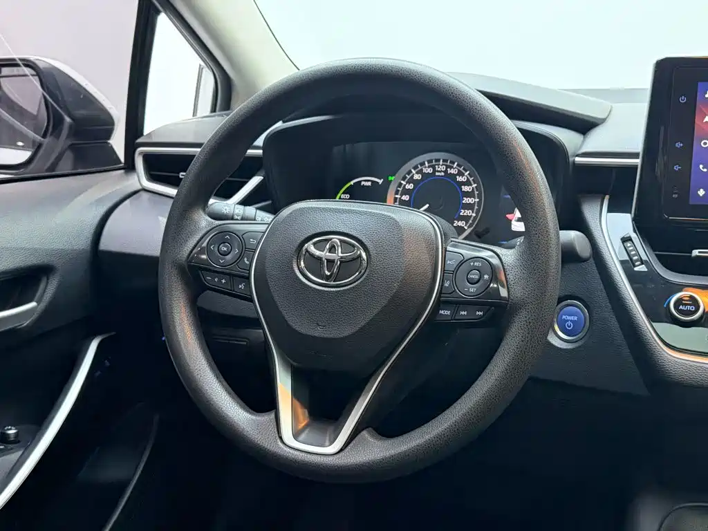 Toyota Corolla — миниатюра 6