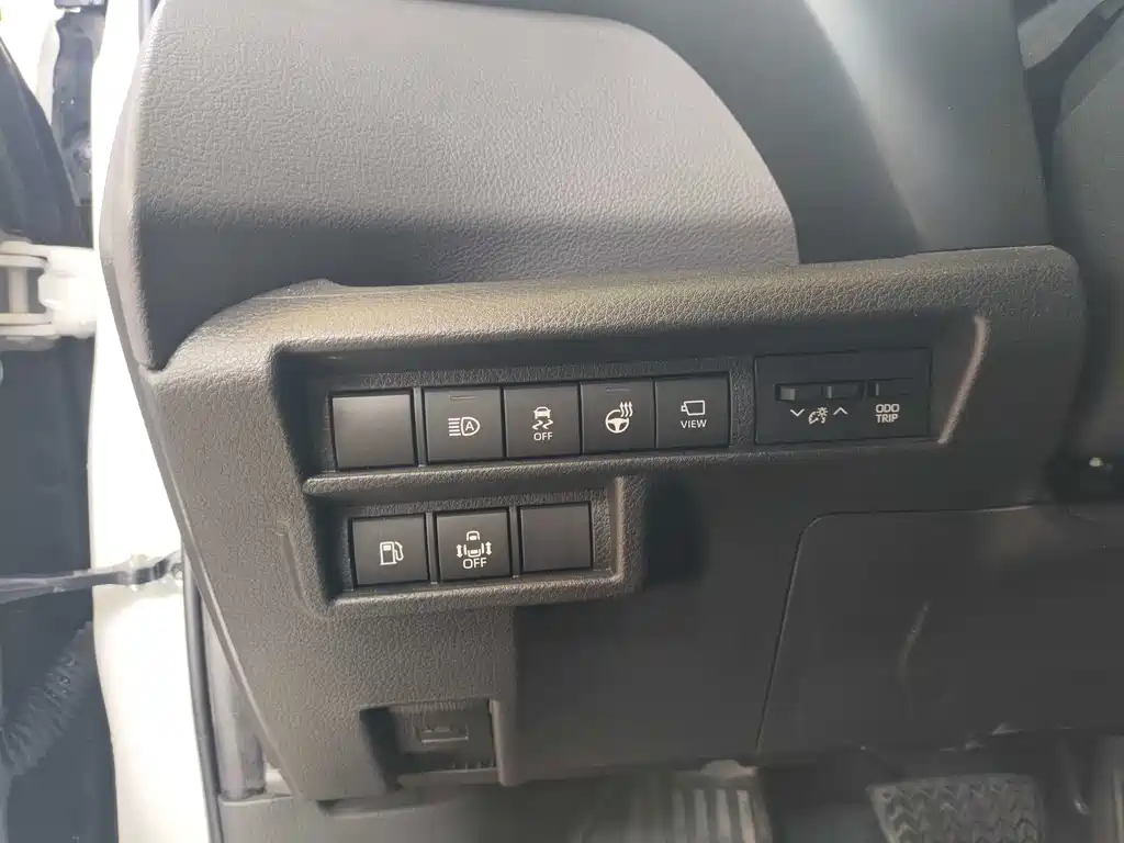 Toyota Sienna — миниатюра 18