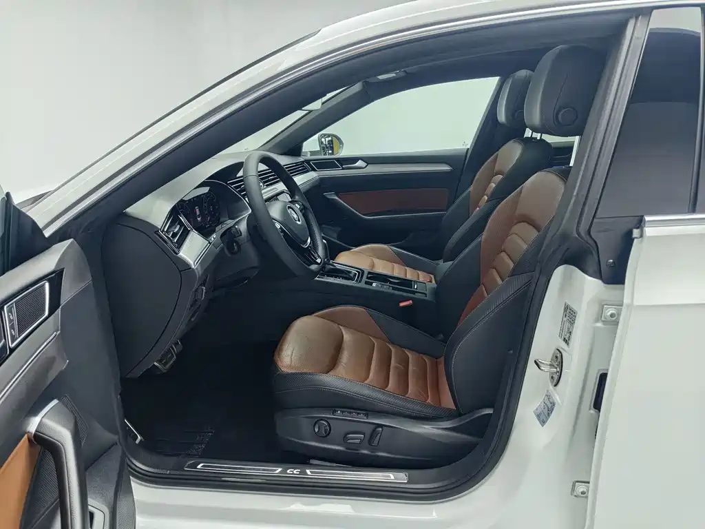 Volkswagen CC — миниатюра 7