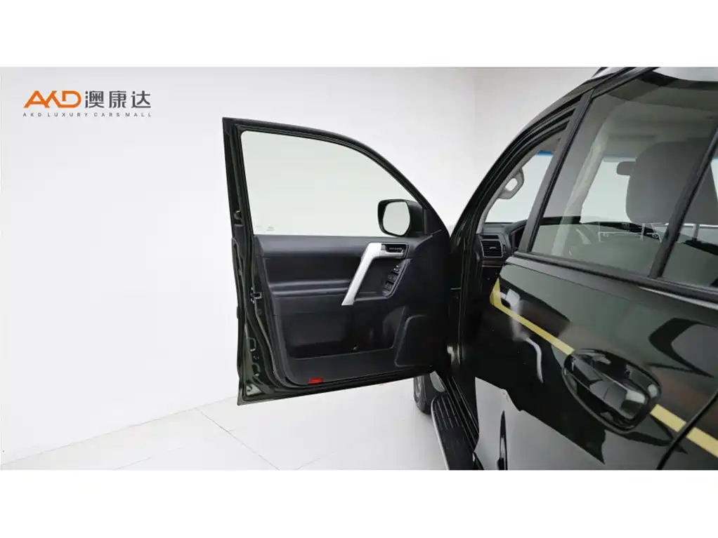 Toyota Prado — миниатюра 10