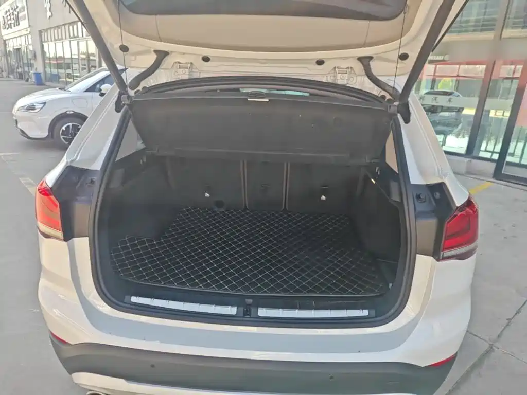 BMW X1 — миниатюра 19